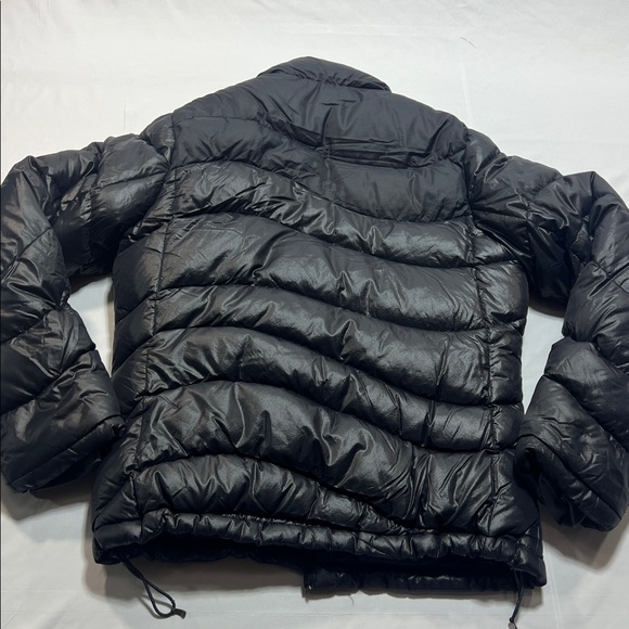 Merrell women’s puffer jacket size medium - Picture 8 of 10